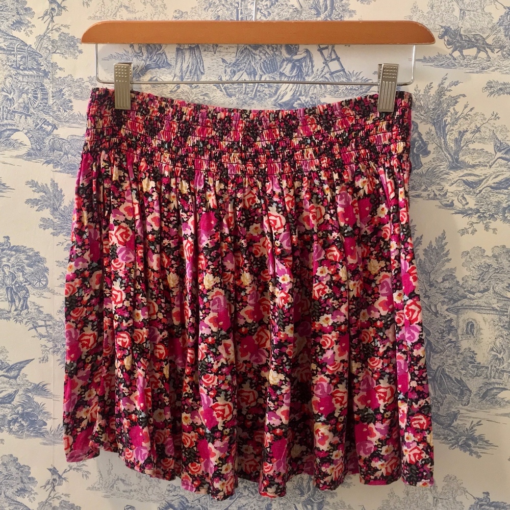 Express Floral Mini Skirt Size Medium